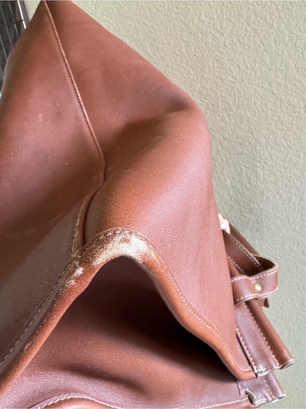 Vintage Coach Barclay Leather XL tote bag in Saddle Brown - Picture 11 of 16